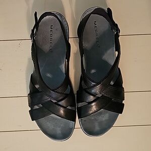 Merrell Size 10 Black Sandals